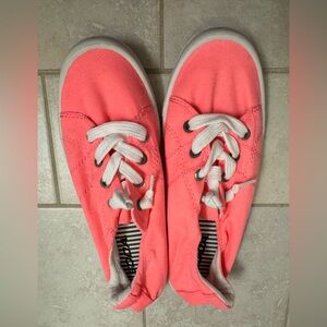 Soda Size 6.5 Neon Coral Pink Slip On Round Toe Flat Sneaker Shoes